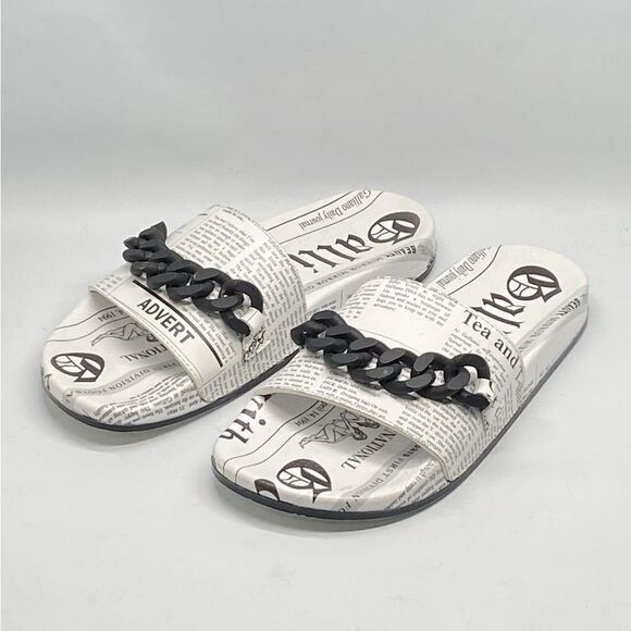 JOHN GALLIANO Newspaper-Print Pool Slides size 39 - Picture 1 of 11